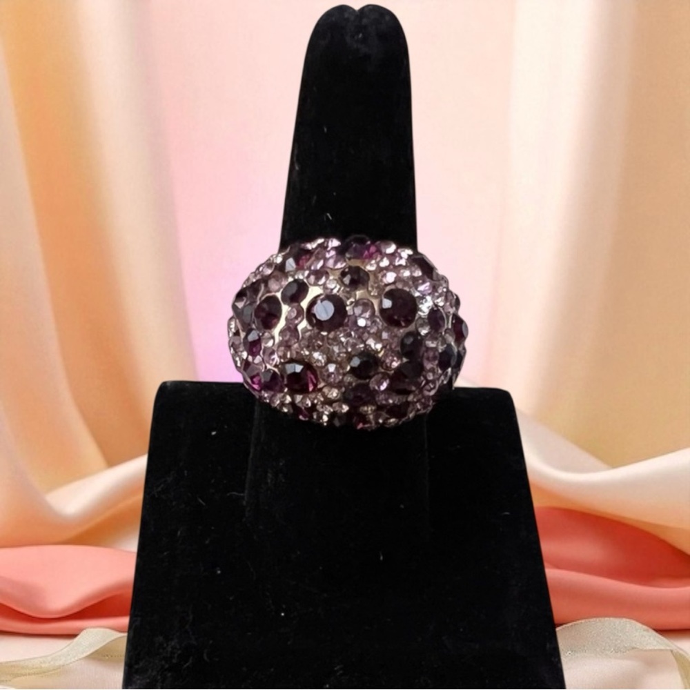 Elegant Purple Gemstone Ring